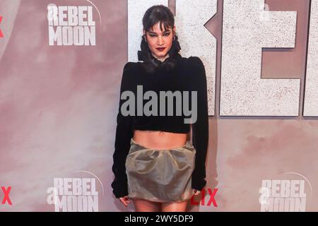 New York, Stati Uniti. 3 aprile 2024. QUEENS, NEW YORK CITY, NEW YORK, Stati Uniti d'America - 03 APRILE: Sofia Boutella arriva all'album Launch Event di Netflix "Rebel Moon - Part Two: The Scargiver" - "Rebel Moon: Songs of the Rebellion" tenutosi al Knockdown Center il 3 aprile 2024 a Queens, New York, New York, Stati Uniti. (Foto di Christian Lora/Image Press Agency) credito: Image Press Agency/Alamy Live News Foto Stock