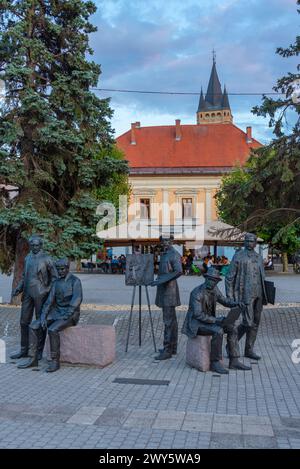 Vista al tramonto della piazza principale di Baia Mare, Romania Foto Stock