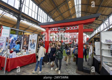 Bruxelles, Belgio. 4 aprile 2024. Persone ritratte il primo giorno della fiera del libro "Foire du Livre de Bruxelles" di Bruxelles, giovedì 04 aprile 2024. BELGA FOTO NICOLAS MAETERLINCK credito: Belga News Agency/Alamy Live News Foto Stock