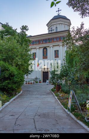 Vista all'alba della chiesa di San Demetrio a Bucarest, Romania Foto Stock