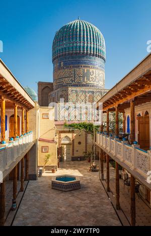 Samarcanda, Samarcanda, Uzbekistan, Asia centrale. 27 agosto 2021. La cupola scanalata della Moschea Bibi Khanym a Samarcanda. Foto Stock