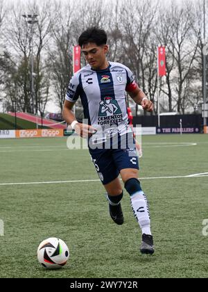 AMSTERDAM - Edwin Soto del CF Pachuca U17 durante la partita dell'Ajax Future Cup 2024 tra il CF Pachuca o17 e il FC Nordsjaelland o17 al complesso sportivo De Toekomst il 1° aprile 2024 ad Amsterdam, Paesi Bassi. ANP | Hollandse Hoogte | GERRIT VAN COLOGNE Foto Stock