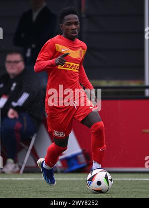 AMSTERDAM - Prince Amoako FC Nordsjaelland U17 durante la partita dell'Ajax Future Cup 2024 tra CF Pachuca o17 e FC Nordsjaelland o17 al complesso sportivo De Toekomst il 1 aprile 2024 ad Amsterdam, Paesi Bassi. ANP | Hollandse Hoogte | GERRIT VAN COLOGNE Foto Stock