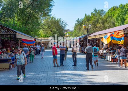 Erevan, Armenia, 4 settembre 2023: Vernissage open-air market a Erevan, Armenia Foto Stock