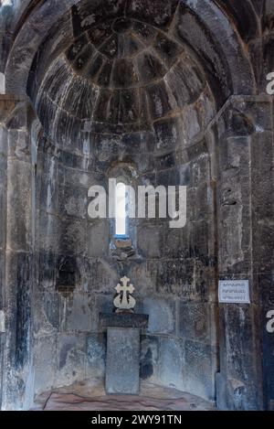 Haghpat, Armenia, 5 settembre 2023: Interno della giornata di sole al complesso del monastero di Haghpat in Armenia Foto Stock