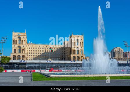 Baku, Azerbaigian, 16 settembre 2023: La sede del governo dell'Azerbaigian a Baku Foto Stock