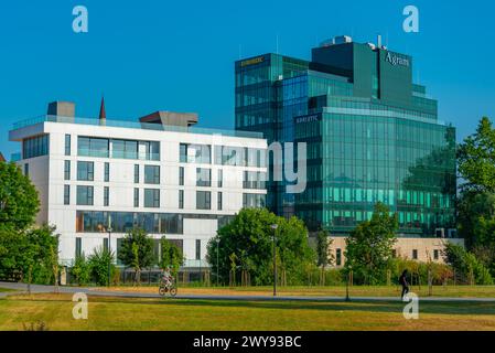 Bihac, Bosnia ed Erzegovina, 18 luglio 2023: Agram Building in Bihac, Bosnia ed Erzegovina Foto Stock