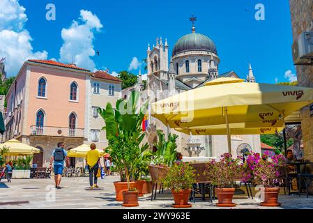 Herceg Novi, Montenegro, 4 luglio 2023: Saint. Chiesa di Michele Arcangelo in piazza Belavista a Herceg Novi, Montenegro Foto Stock