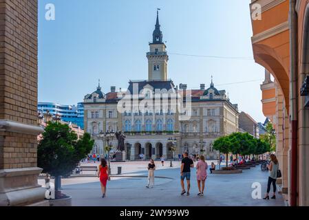 Novi Sad, Serbia, 23 luglio 2023: Municipio nel centro della città serba Novi Sad Foto Stock