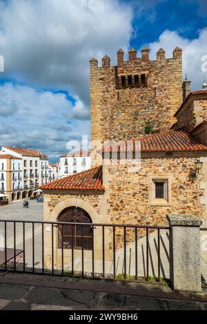 Torre Bujaco, Plaza Mayor, Caceres, Estremadura, Spagna Foto Stock