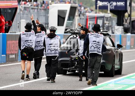 Suzuka, Giappone. 5 aprile 2024. Atmosfera del circuito. Campionato del mondo di Formula 1, Rd 4, Gran Premio del Giappone, venerdì 5 aprile 2024. Suzuka, Giappone. Crediti: James Moy/Alamy Live News Foto Stock
