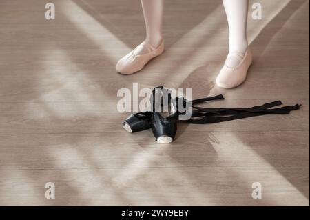 Primo piano delle gambe di una ballerina. Foto Stock