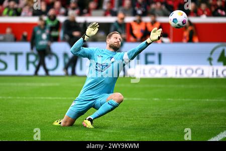 Bundesliga, BayArena Leverkusen; Bayer Leverkusen vs TSG Hoffenheim; Oliver Baumann (STG) Foto Stock