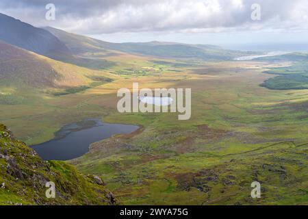 Vista dal passo Conor, contea di Kerry, Irlanda. Foto Stock