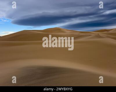 Le spettacolari dune di sabbia di Ibex nel Death Valley National Park, California, USA Foto Stock