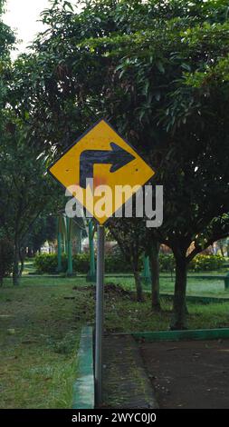 Indicazioni sull'autostrada per girare a destra Foto Stock