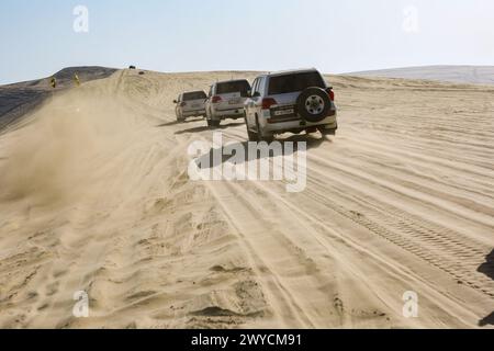Auto da safari nel deserto in Qatar. Foto Stock