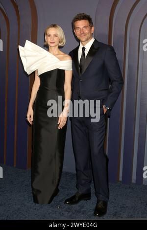 9 gennaio 2024, Los Angeles, CA, USA: LOS ANGELES - 9 GENNAIO: Carey Mulligan, Bradley Cooper al 14° Governors Awards al Dolby Ballroom il 9 gennaio 2024 a Los Angeles, CA. (Credit Image: © Kay Blake/ZUMA Press Wire) SOLO PER USO EDITORIALE! Non per USO commerciale! Foto Stock