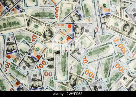 Immagine full frame di valute cartacee. Banconote in dollari americani. Foto Stock