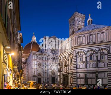 Firenze, Italia - 15 luglio 2023: Cattedrale di Santa Maria del Fiore (Duomo di Firenze). Firenze la capitale della regione Toscana, Italia. Il basili Foto Stock