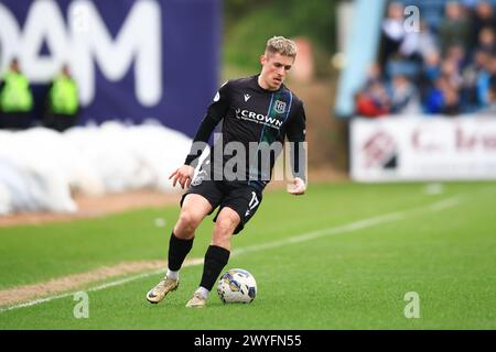 6 aprile 2024; Dens Park, Dundee, Scozia: Scottish Premiership Football, Dundee contro Motherwell; Luke McCowan di Dundee Foto Stock