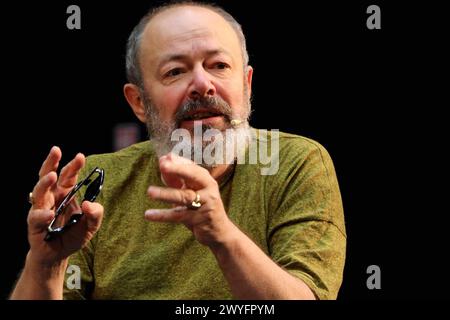 Archive Photo, Italia. 7 aprile 2024. FOTO ARCHIVIO - Milano - presentazione del Teatro dell'infanzia in via Bovio. Italo Rota (Milano - 2017-07-27, massimo Alberico) ps la foto può essere utilizzata nel rispetto del contesto in cui è stata scattata, e senza intento diffamatorio del decoro delle persone rappresentate solo utilizzo editoriale credito: Agenzia fotografica indipendente/Alamy Live News Foto Stock