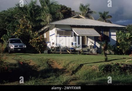 Maui, Hawaii, Stati Uniti - tipica casa di classe media a Hana. Foto Stock