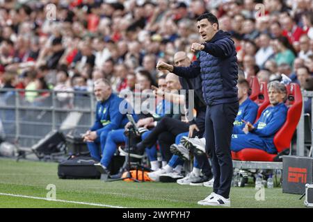 Eindhoven, Paesi Bassi. 6 aprile 2024. EINDHOVEN, 06-04-2024, Philips Stadium, calcio olandese Eredivisie stagione 2023/2024, partita tra PSV - AZ, Maarten Martens credito: Pro Shots/Alamy Live News Foto Stock