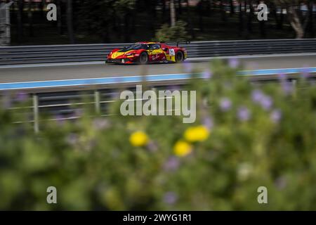 71 NEUBAUER Thomas (fra), ABRIL Vincent (fra), VIDALES David (spa), AF Corse - Francorchamps Motors, Ferrari 296 GT3, azione durante il 1° round del Fanatec GT World Challenge 2024 motorizzato AWS sul circuito Paul Ricard, dal 5 al 7 aprile 2024 a le Castellet, Francia Foto Stock