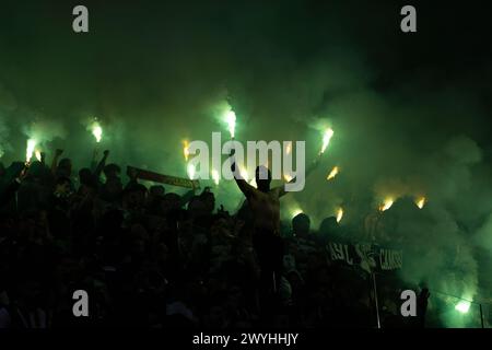 6 aprile 2024. Lisbona, Portogallo. Tifosi sportivi durante la partita del Matchday 28 di Liga Portugal Betclic, Sporting CP vs SL Benfica crediti: Alexandre de Sousa/Alamy Live News Foto Stock