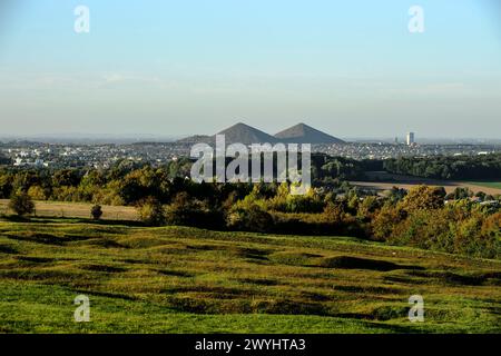 Il cumulo più alto della Francia - il cumulo di gemelli a Loos-en-Gohelle | Les Plus hauts terrils de France à Loos-en-Gohelle Foto Stock