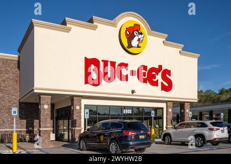 Centro di viaggio dell'interstate Buc-ees lungo la i-20 a Leeds, Alabama, appena a est di Birmingham. (USA) Foto Stock