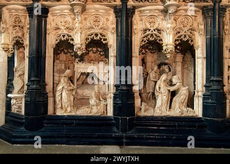 Francia, Ain, Bourg en Bresse, Monastero reale di Brou restaurato nel 2018, la chiesa di San Nicola di Tolentino capolavoro del gotico fiammeggiante, la cappella di Margherita, la pala d'altare delle sette gioie della Vergine Foto Stock