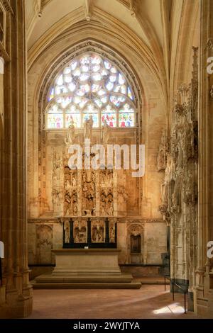 Francia, Ain, Bourg en Bresse, Monastero reale di Brou restaurato nel 2018, la chiesa di San Nicola di Tolentino capolavoro del gotico fiammeggiante, la cappella di Margherita, la pala d'altare delle sette gioie della Vergine Foto Stock