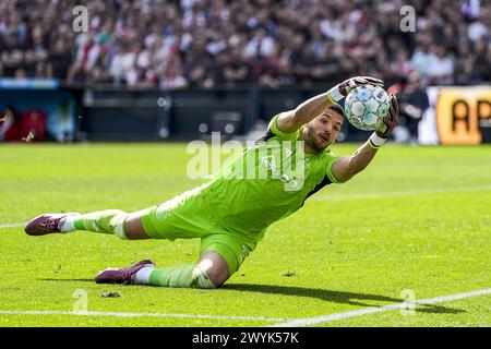 Rotterdam, Paesi Bassi. 7 aprile 2024. Rotterdam - il portiere dell'Ajax Geronimo rulli durante la partita Eredivisie tra Feyenoord e Ajax allo Stadion Feijenoord De Kuip il 7 aprile 2024 a Rotterdam, Paesi Bassi. Credito: Foto Box to Box/Alamy Live News Foto Stock