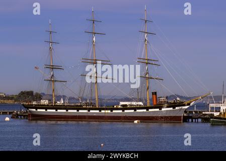 San Francisco, California - Balclutha, Fisherman's Wharf. Questo rigger quadrato a tre alberi, con scafo in acciaio, è stato lanciato nel 1886. Foto Stock