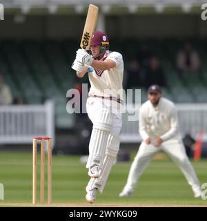 Canterbury, Inghilterra. 7 aprile 2024. Tom Lammonby batte durante il terzo giorno del Vitality County Championship Division One match tra il Kent County Cricket Club e il Somerset County Cricket Club allo Spitfire Ground; St Lawrence. Kyle Andrews/Alamy Live News. Foto Stock