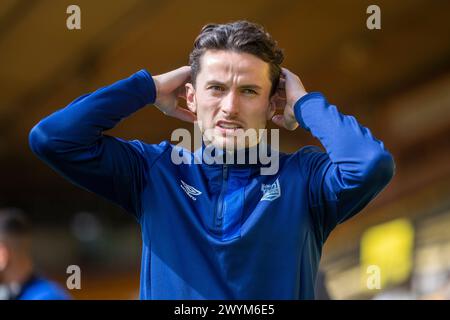 Lewis Travis di Ipswich Town viene visto prima del match per il titolo Sky Bet tra Norwich City e Ipswich Town a Carrow Road, Norwich, sabato 6 aprile 2024. (Foto: David Watts | mi News) crediti: MI News & Sport /Alamy Live News Foto Stock