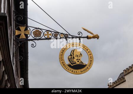 Cartello, scuola di William Shakespeare e guildhall, Stratford Upon Avon, Inghilterra, Gran Bretagna Foto Stock