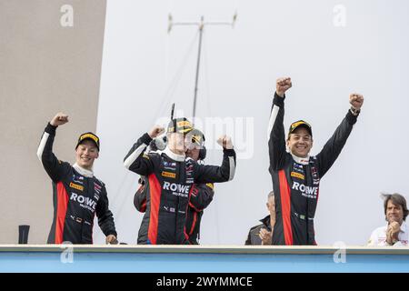 998 HESSE Max (ger), HARPER Dan (gbr), FARFUS Augusto (bra), Rowe Racing, BMW M4 GT3, ritratto durante il 1° round del Fanatec GT World Challenge 2024 motorizzato da AWS sul circuito Paul Ricard, dal 5 al 7 aprile 2024 a le Castellet, Francia Foto Stock