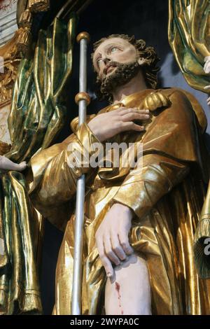 San Rocco, una statua sull'altare di San Rocco nella chiesa parrocchiale dell'Immacolata Concezione a Mace, Croazia Foto Stock