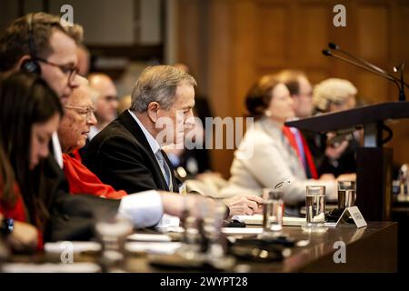 L'AIA - Ambasciatore Carlos Jose Arguello Gomez del Nicaragua nel corso di un'audizione presso la Corte internazionale di giustizia (ICJ) nel caso che il Nicaragua ha presentato contro la Germania per gli aiuti finanziari e militari che il paese europeo fornisce a Israele e per la revoca delle sovvenzioni all'organizzazione umanitaria UNRWA . Secondo il Nicaragua, la Germania sta violando la Convenzione sul genocidio del 1948 e le convenzioni di Ginevra del 1949 sulle leggi di guerra nei territori palestinesi occupati. ANP ROBIN VAN LONKHUIJSEN netherlands Out - belgio Out Foto Stock