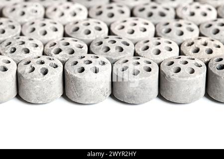 Riformatura dell'anidride carbonica del catalizzatore del nichel del metano forma di pellet del cilindro a sette fori forma di sintesi del metanolo sfondo petrolchimico industriale Foto Stock