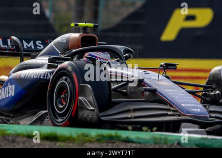 Suzuka, Giappone, aprile 07, Logan Sargeant, dagli Stati Uniti gareggia per la Williams Racing. Giorno della gara, round 04 del campionato di Formula 1 2024. Crediti: Michael Potts/Alamy Live News Foto Stock
