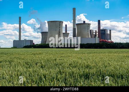 Braunkohl Kraftwerk Neurath 1 Grevenbroich-Neurath, Germania. Le due centrali elettriche Kraftwerk Neurath alimentano il carbone di brauncoal. Grevenbroich - Neurath Energiestrasse 101 Nordrhein - Westphalen germania Copyright: XGuidoxKoppesx Foto Stock