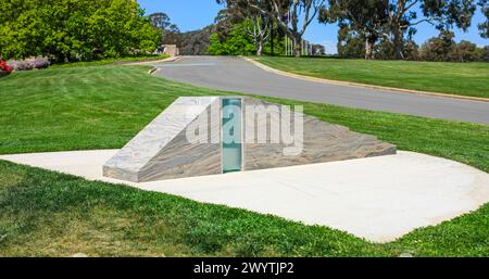 Canberra, Australia - 22 ottobre 2009: Sandakan Memorial, per riconoscere e ricordare coloro che sono morti durante la Sandakan Death march, Borneo, 1945. Foto Stock