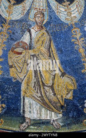 Mosaici bizantini nel Mausoleo di Galla Placidia presso la Basilica di San vitale. Ravenna. Emilia-Romagna, Italia. Foto Stock