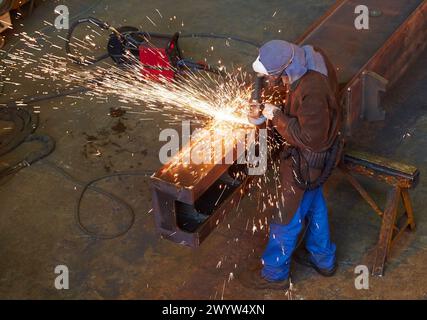 Saldatore. Industria. Gipuzkoa. Paese basco. Spagna. Foto Stock