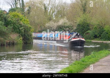 Harefield, Regno Unito. 4 aprile 2024. Vita quotidiana sul Grand Union Canal di Harefield, Uxbridge e nelle vicinanze. Crediti: Maureen McLean/Alamy Foto Stock