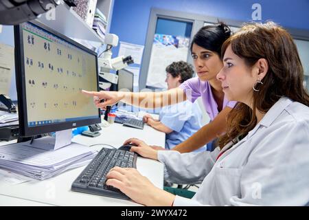 Analisi genetica, Ematologia, ospedale Donostia, San Sebastian, Gipuzkoa, paesi Baschi, Spagna. Foto Stock